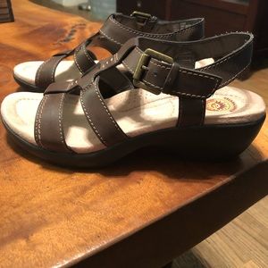 earth spirit toni sandals